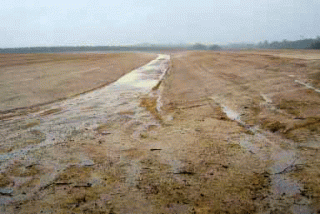 Diagram showing a channel that is broad and flat is able to convey larger flows of water without damage