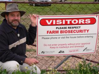 Visit the Innovation Hub at Mingenew Expo for the latest information from the Department of Agriculture and Food on grain biosecurity, pest surveillance and mobile application technology. Jeff Russell says grain growers can collect a farm biosecurity sign