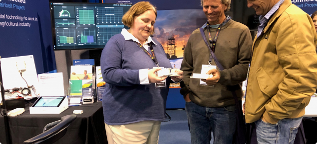 eConnected's Alison Lacey (Manager, Narrogin) speaks with farmers Rob Rex (Wagin) and Warren Pensini (Boyup Brook) about eConnected's LoRaWAN on-farm connectivity network with a demo board and devices.