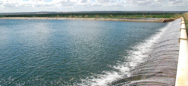Water pumped into a dam, aerated to remove iron