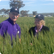 DAFWA research officer Dominie Wright and Visiting Specialist Professor Doug Jardine, from Kansas State University, compare extension strategies at a recent field day.